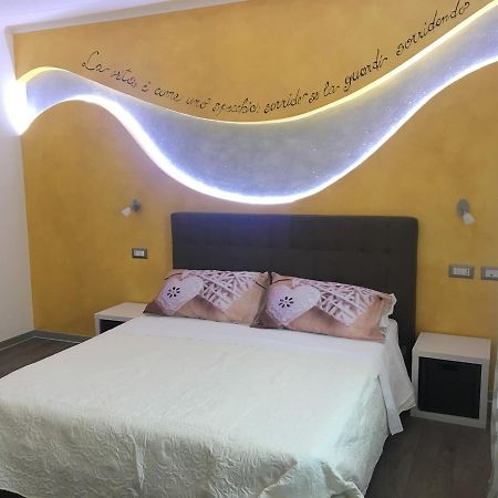 Dolce Vita Lovely Suites Кавриаго Экстерьер фото